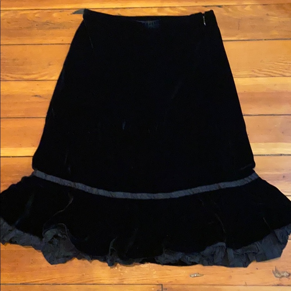Velvet-look Silk-Lined Frill Hem Skirt
